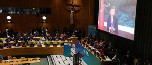 Chinas Präsident Xi Jinping verkündet die neuen Klimaziele per Videoschalte. 