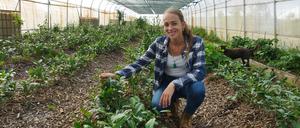 Antje Kühnle plant die Schünow (Zossen) Deutschlands größte Teefarm, Growing Karma.