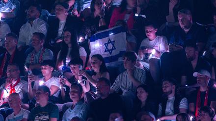 Auf der Straße Proteste, in der Halle Unterstützung für Israel beim ESC in Basel (Archivbild).
