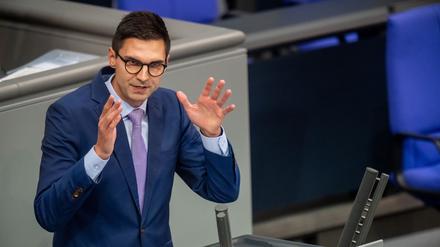 Sepp Müller (CDU) spricht im Bundestag bei den Haushaltsberatungen zur Einbringung des Entwurfs für den Bundeshaushalt 2025.