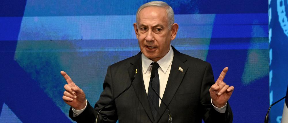 Israels Ministerpräsident Benjamin Netanjahu spricht bei der Eröffnungsveranstaltung der parteiübergreifenden Delegation amerikanischer Abgeordneter in Jerusalem. 
