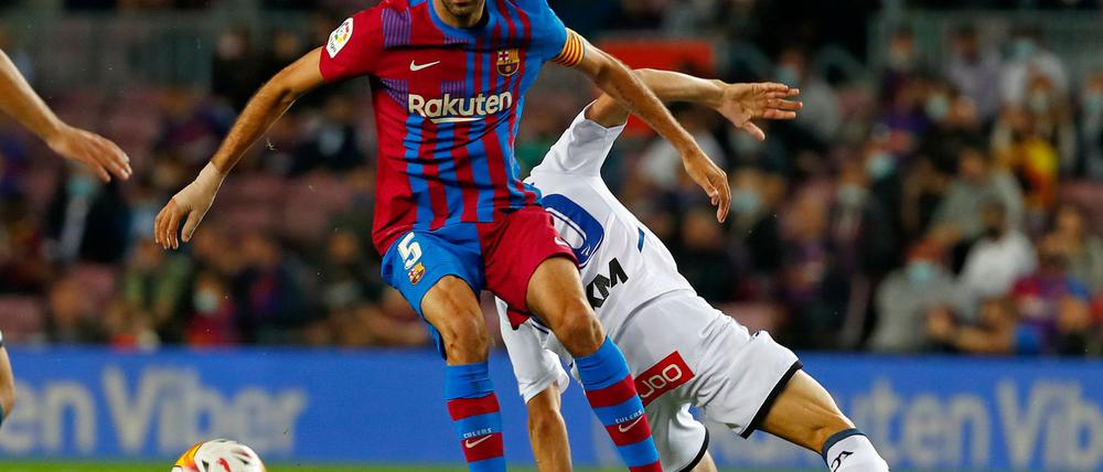 Sergio Busquets ist ein Könner am Ball. (Archivbild) 