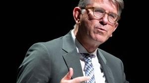 Wolfram Weimer (parteilos), Staatsminister für Kultur und Medien, spricht im Haus der Berliner Festspiele während der Eröffnung des Internationalen Literaturfestivals Berlin (ilb). 