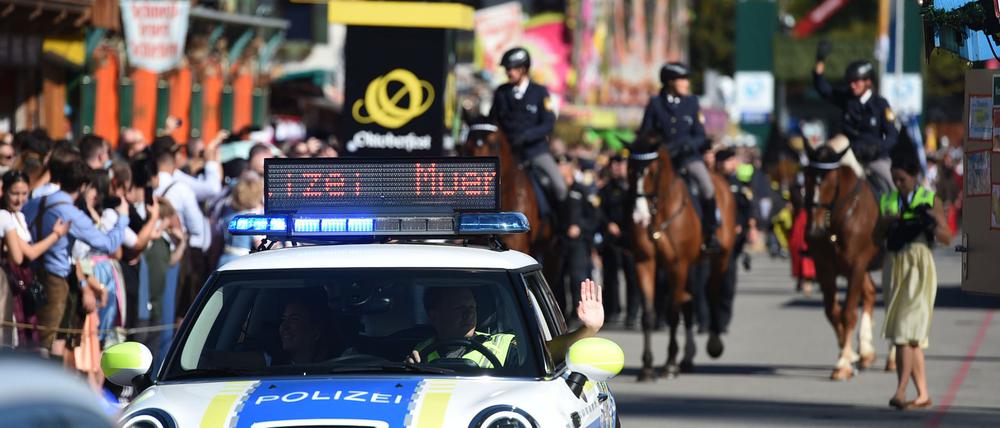 Rund 600 Polizisten sind in diesem Jahr auf dem wohl größten Volksfest der Welt im Einsatz. (Archivfoto)