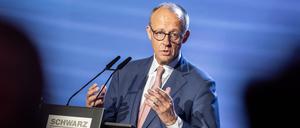 Bundeskanzler Friedrich Merz (CDU) beim Schwarz Ecosystem Summit, einem Gipfeltreffen von Wirtschaft, Politik und Verbänden. 