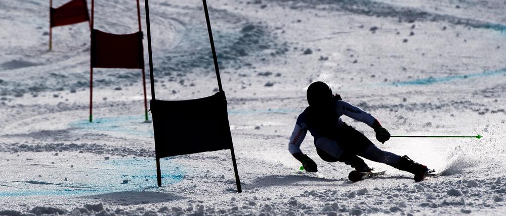 Im Ski-Weltcup wird es künftig nach einem Beschluss des Weltverbandes FIS Geschlechtertests geben. (Archivfoto)