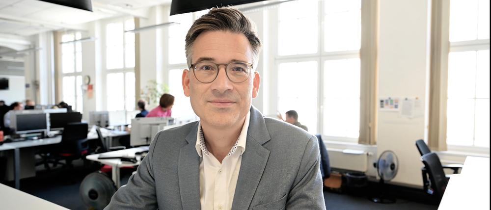 Christian Tretbar, Chefredakteur des Tagesspiegels, im Newsroom in Berlin
