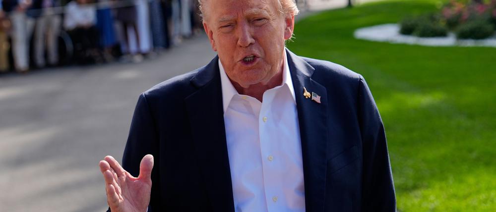 Trump und die Demokraten beschuldigen sich gegenseitig, für einen möglichen baldigen „Shutdown“ verantwortlich zu sein. 