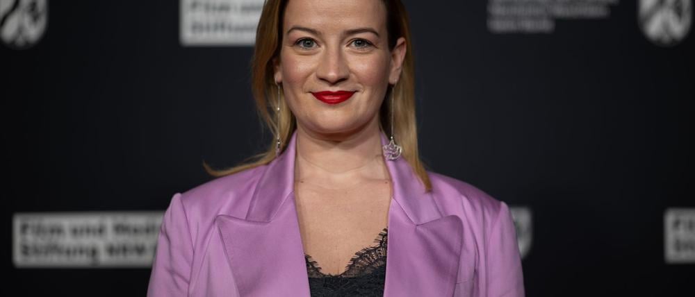 Nina Gummich spielt die Hauptrolle in der Krimi-Reihe „Theresa Wolff“. Als titelgebende Forensiker wird sich nach der Episode „Passion“ noch ein weiteres Mal zu sehen sein, bis ein neues Team beim Thüringen-Krimi des ZDF übernimmt. (Archivbild)