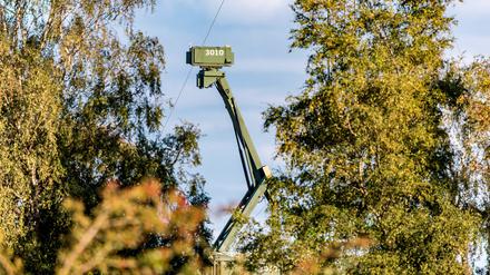Eine mobile Radaranlage auf einem Militärstützpunkt in Dänemark.