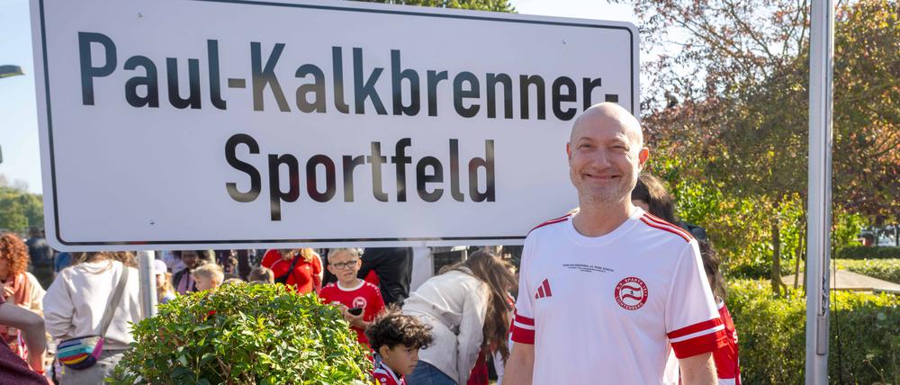 Paul Kalkbrenner ist seit dem Wochenende Namensgeber des Stadions von Sparta Lichtenberg.