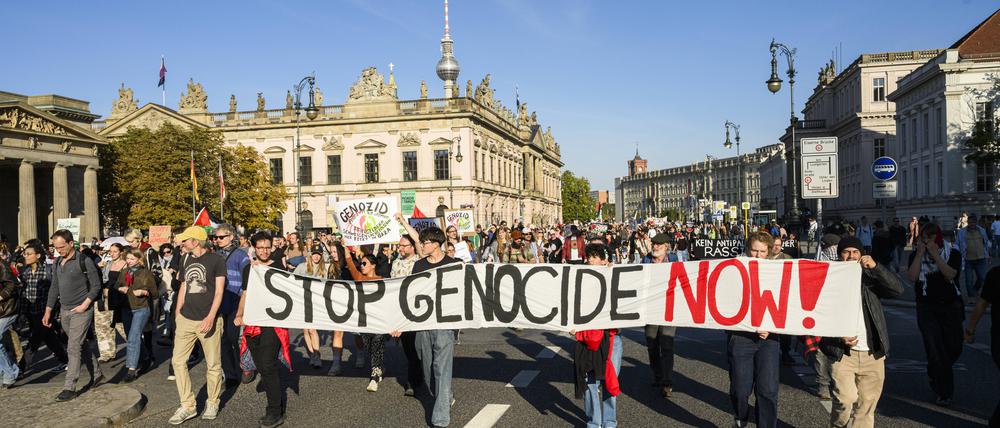 Am Samstag demonstrierten in Berlin rund 60.000 Menschen gegen den Krieg in Gaza.
