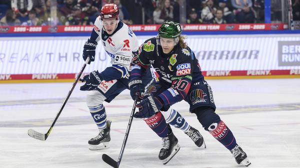 Korbinian Geibel (r.) erzielte das 1:0 für die Eisbären. Doch das reichte nicht.
