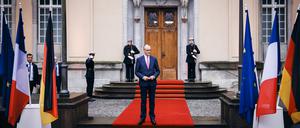 Im Juli empfing Friedrich Merz in der Borsig-Villa den französischen Staatspräsidenten. Nun trifft sich hier für zwei Tage sein Kabinett.