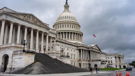 Demokraten und Republikaner treffen sich am Montag, um über den befürchteten „Shutdown“ zu sprechen.