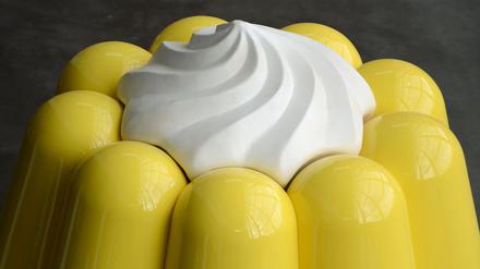 Gen Z bricht beim Puddingessen mit Konventionen: Statt eines Löffels benutzen sie eine Gabel. (Symbolbild)