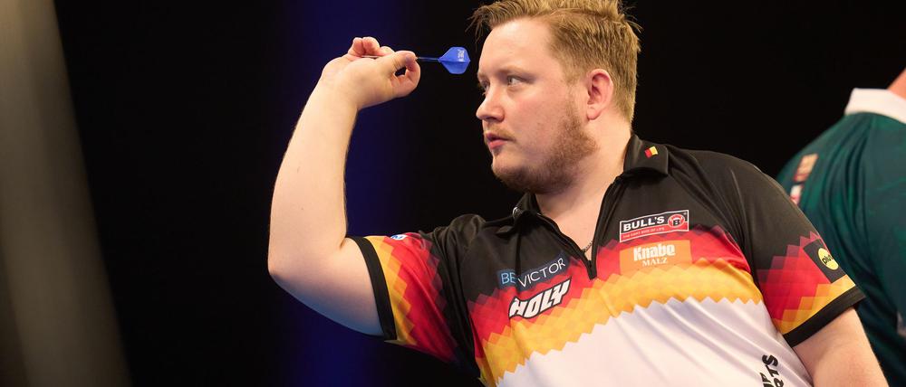 Zieht in die Top 16: Darts-Profi Schindler.