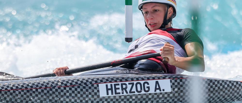 Andrea Herzog verpasst zum Auftakt der WM im Einzelzeitfahren das Podium. (Archivbild)