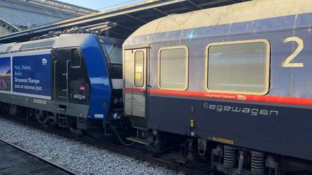 Der Nachtzug aus Berlin steht im Pariser Gare de L’Est. 