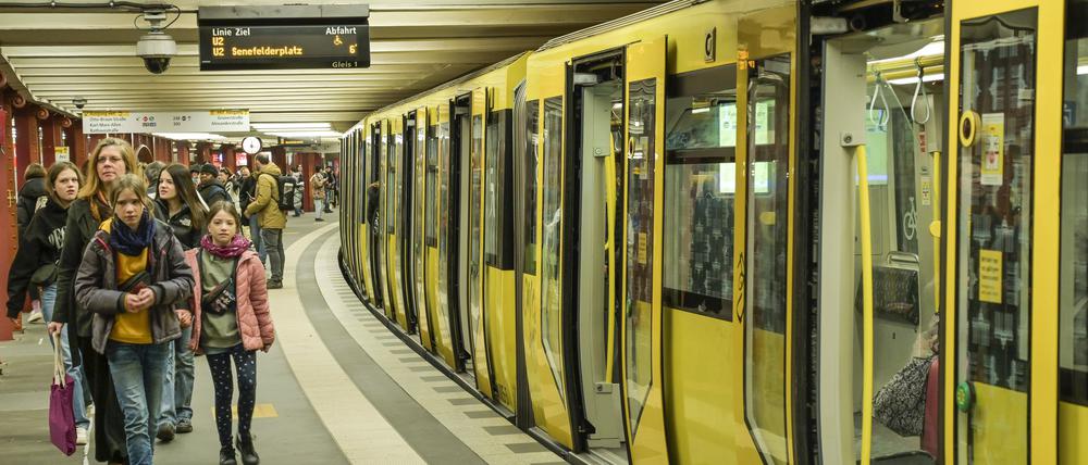 Auf U-Bahnline 2 wird neue Technik installiert