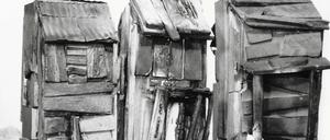 Beverly Buchanan, Three Families (A Memorial Piece with Scars).