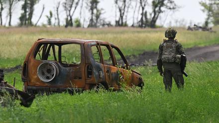 Ein russischer Soldat in der Ukraine