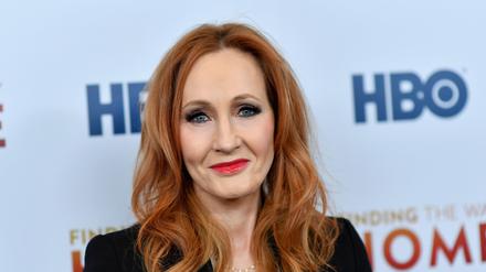J.K. Rowling polarisiert mit ihrer Meinung zu Transrechten.