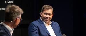 Vizekanzler Lars Klingbeil (SPD) im Gespräch mit Tagesspiegel-Chefredakteur Christian Tretbar.
