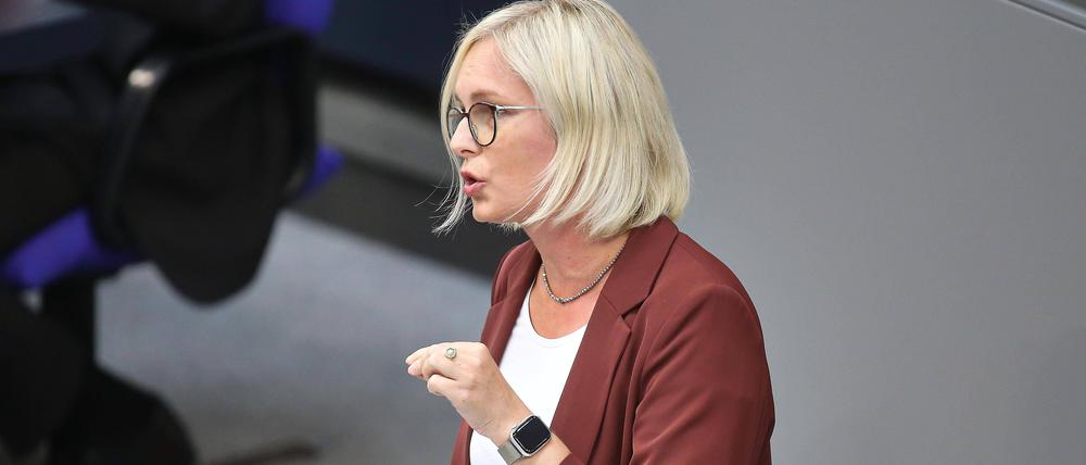 Die Staatsministerin für Sport und Ehrenamt, Christiane Schenderlein, bei einer Debatte im Bundestag Mitte September.