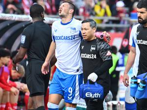 Das sah nicht gut aus. Und war es auch nicht. Dawid Kownacki wird Hertha lange fehlen. 