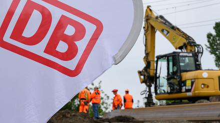 Ab 2026 will die Bahn zwischen Cottbus und Lübbenau ein zweites Gleis verlegen.