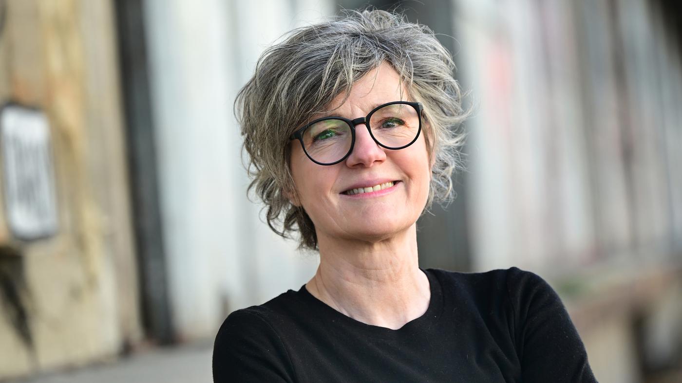Doris-Knechts-Roman-Ja-nein-vielleicht-Wozu-Liebe-wenn-nur-die-Nachbarn-helfen-