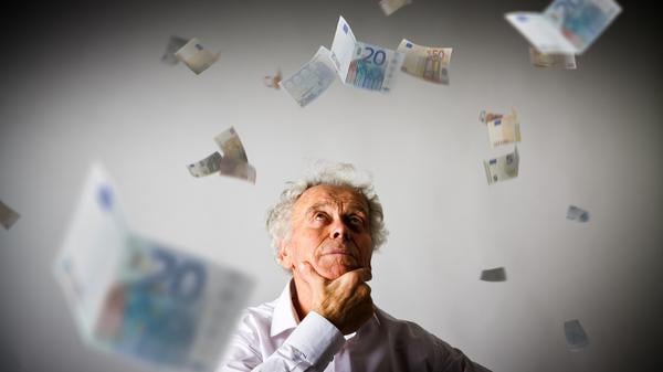 ETF-Gewinne als Rente auszahlen lassen. So funktioniert ein Auszahlplan – kann ich das selber?