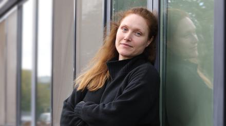 Nadine Nollau kam 2018 mit Intendantin Bettina Jahnke ans Hans Otto Theater Potsdam. Mit dieser Spielzeit verabschiedet sie sich aus dem Ensemble. Am 3. Oktober steht sie erstmals als „freie“ auf der Potsdamer Bühne: in „Lazarus“.