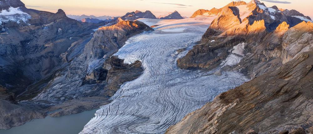 Der Gletscher Claridenfirn im Schweizer Kanton Glarus war im September 2025 komplett schneefrei.