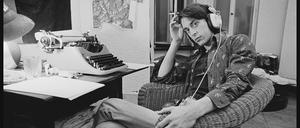 Mein Name ist Mensch. Rio Reiser ist untrennbar mit Kreuzberg verbunden. Hier schrieb er als junger Mann Songs voller Wut – aber auch mit Poesie. Foto: Rita Kohmann/Browse Gallery