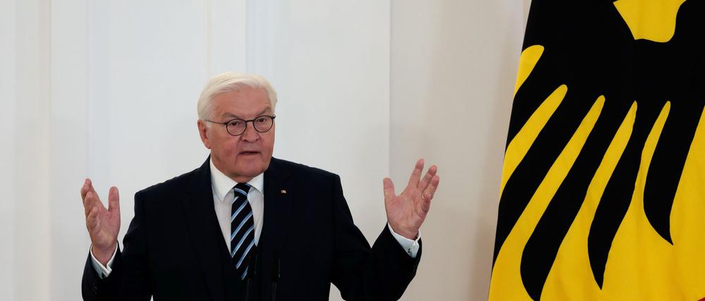 Kurz vor dem 35. Jahrestag der Deutschen Einheit richtet der Bundespräsident eine Mahnung an alle in Ost und West.