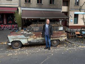Dieser Oldtimer in Kreuzberg muss nach 8 Jahren umparken.