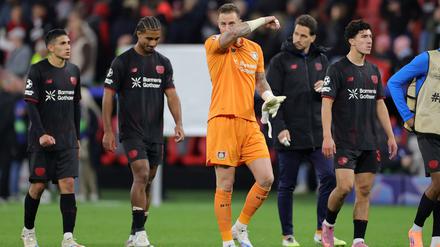 Keeper Mark Flekken nach dem Remis mit der Mannschaft. 