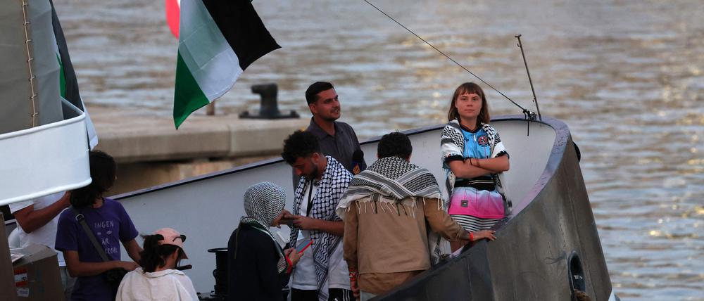 Greta Thunberg an Bord eines Schiffes der Gaza-Flotilla.
