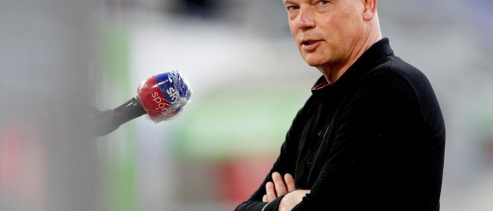 Uwe Rösler ist Kandidat beim VfL Bochum. (Archivbild)