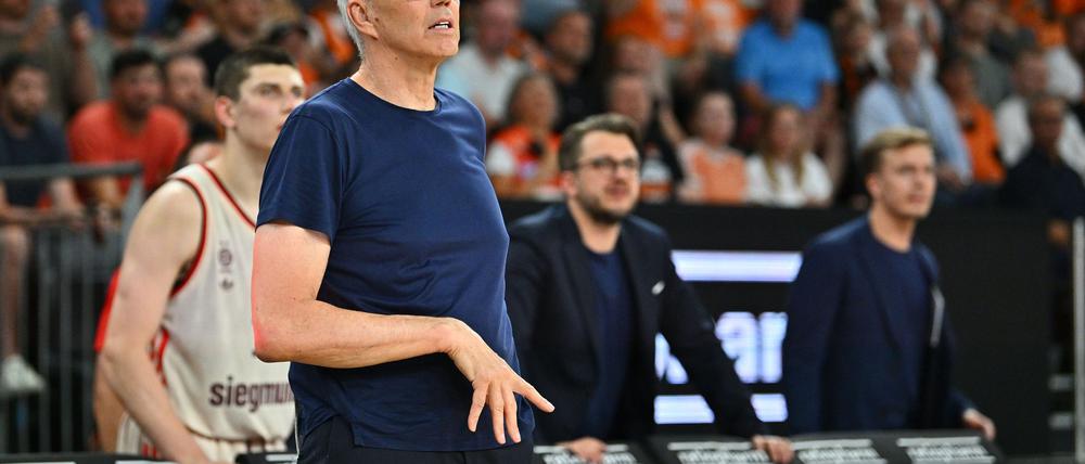 Coach Gordon Herbert sah den ersten Sieg des FC Bayern München in dieser Euroleague-Saison.