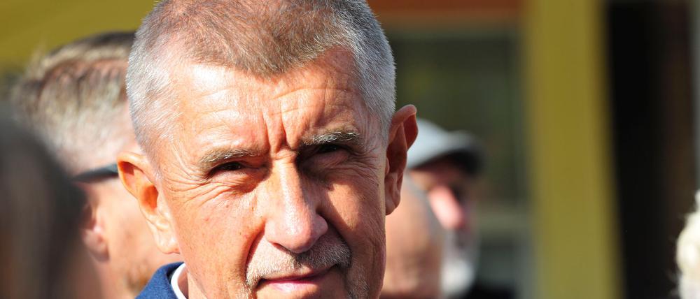 Der tschechische Milliardär und Gründer der Partei ANO, Andrej Babis, bei einem Wahlkampfauftritt im Prager Stadtteil Modrany. (Archivbild)