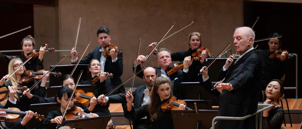 Daniel Barenboim und die Berliner Philharmoniker | Bild: Monika Rittershaus