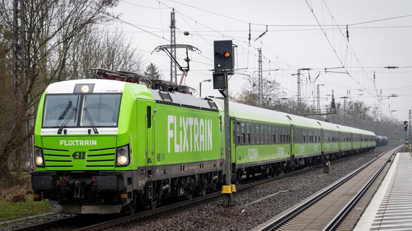 Ein Flixtrain (Symboldbild)