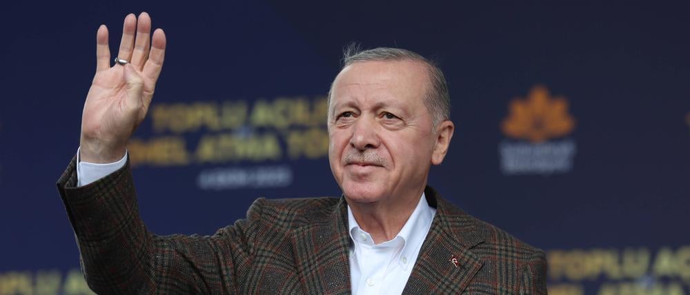 Um das Amt des türkischen Präsidenten Recep Tayyip Erdogan ist ein Machtkampf ausgebrochen.