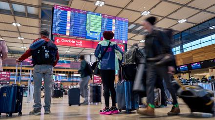Der Hackerangriff legte am BER elektronische Systeme lahm, die für die Passagier- und Gepäckabfertigung genutzt werden. (Archivbild) 