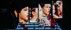 Vergangenes, Gegenwärtiges und Technofuturistisches. Szene aus „Futur 4“.