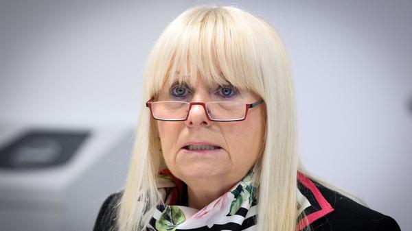 ARCHIV - 20.03.2025, Berlin: Iris Spranger (SPD), Berliner Senatorin für Inneres und Sport, bei einer Pressekonferenz in der Senatsverwaltung für Inneres und Sport. (zu dpa: «Innensenatorin: Wahltermin ist nicht in Gefahr») Foto: Bernd von Jutrczenka/dpa +++ dpa-Bildfunk +++