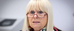 ARCHIV - 20.03.2025, Berlin: Iris Spranger (SPD), Berliner Senatorin für Inneres und Sport, bei einer Pressekonferenz in der Senatsverwaltung für Inneres und Sport. (zu dpa: «Innensenatorin: Wahltermin ist nicht in Gefahr») Foto: Bernd von Jutrczenka/dpa +++ dpa-Bildfunk +++